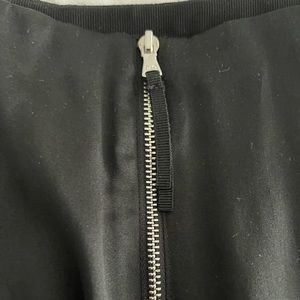 Knee length silk D&G dress- color black as good as new! Size S